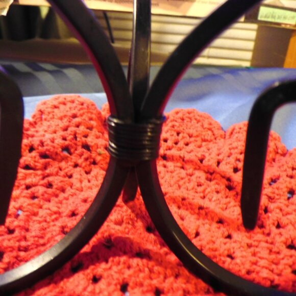 LARGE STURDY PARTYLITE BLACK CANDLE HOLDER - Picture 2 of 6